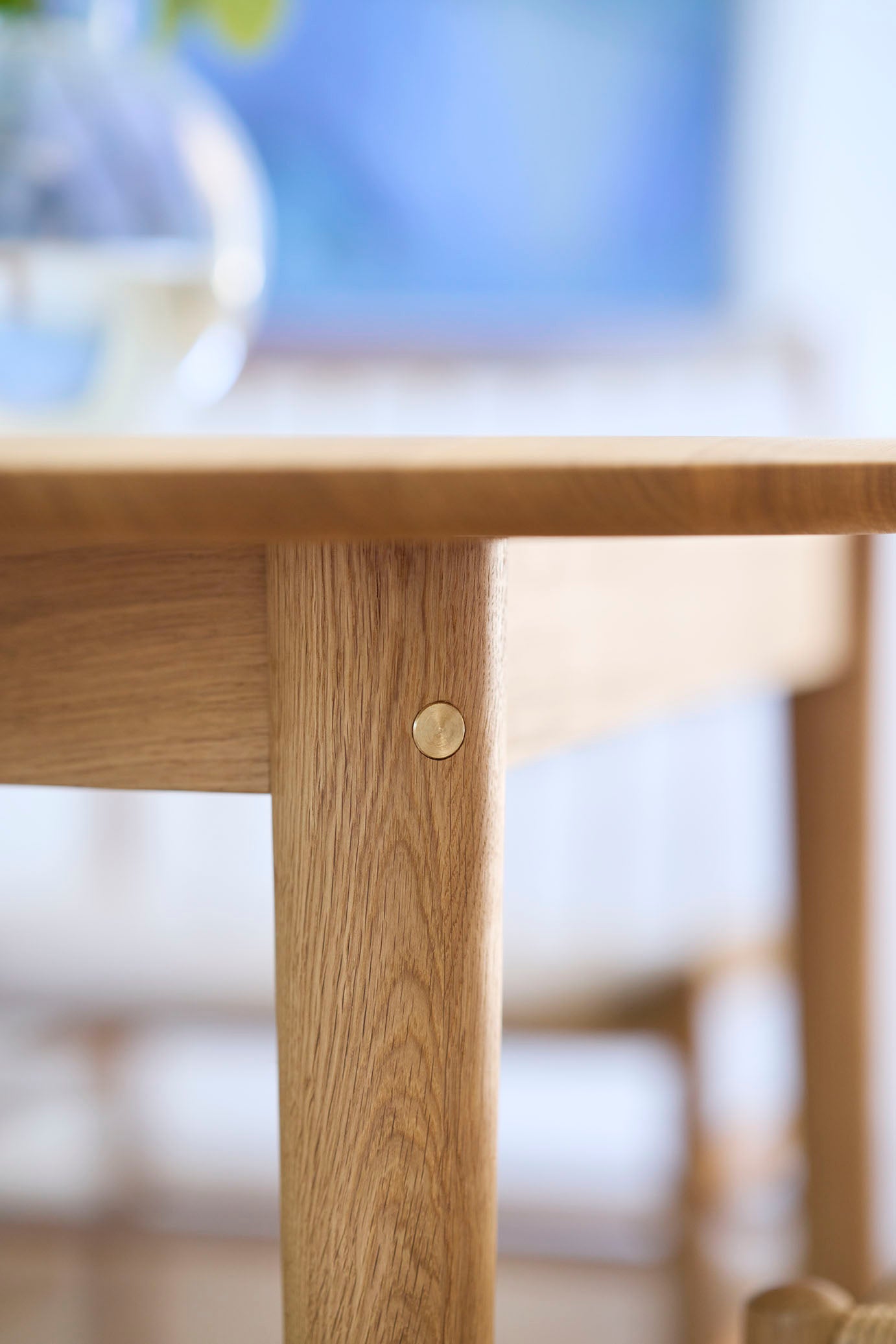 C62 Bjørk dining room table in oiled oak