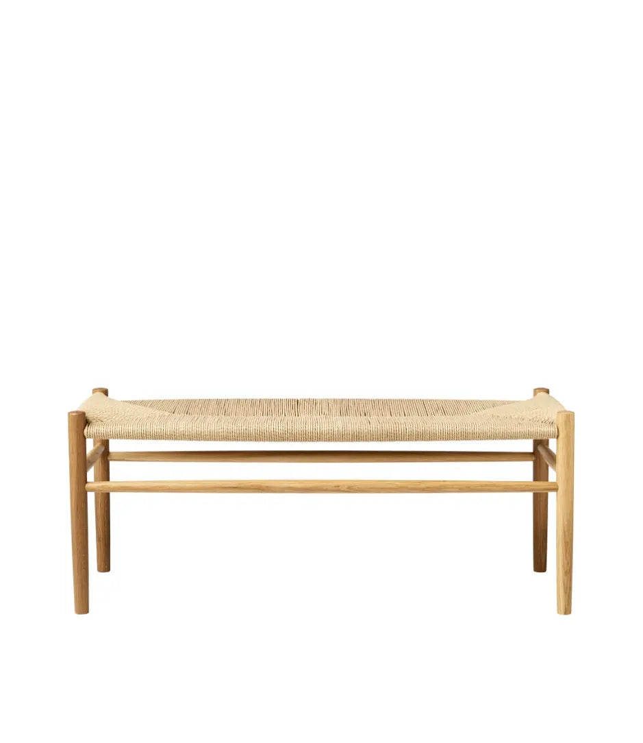 J83B bench in lacquered oak