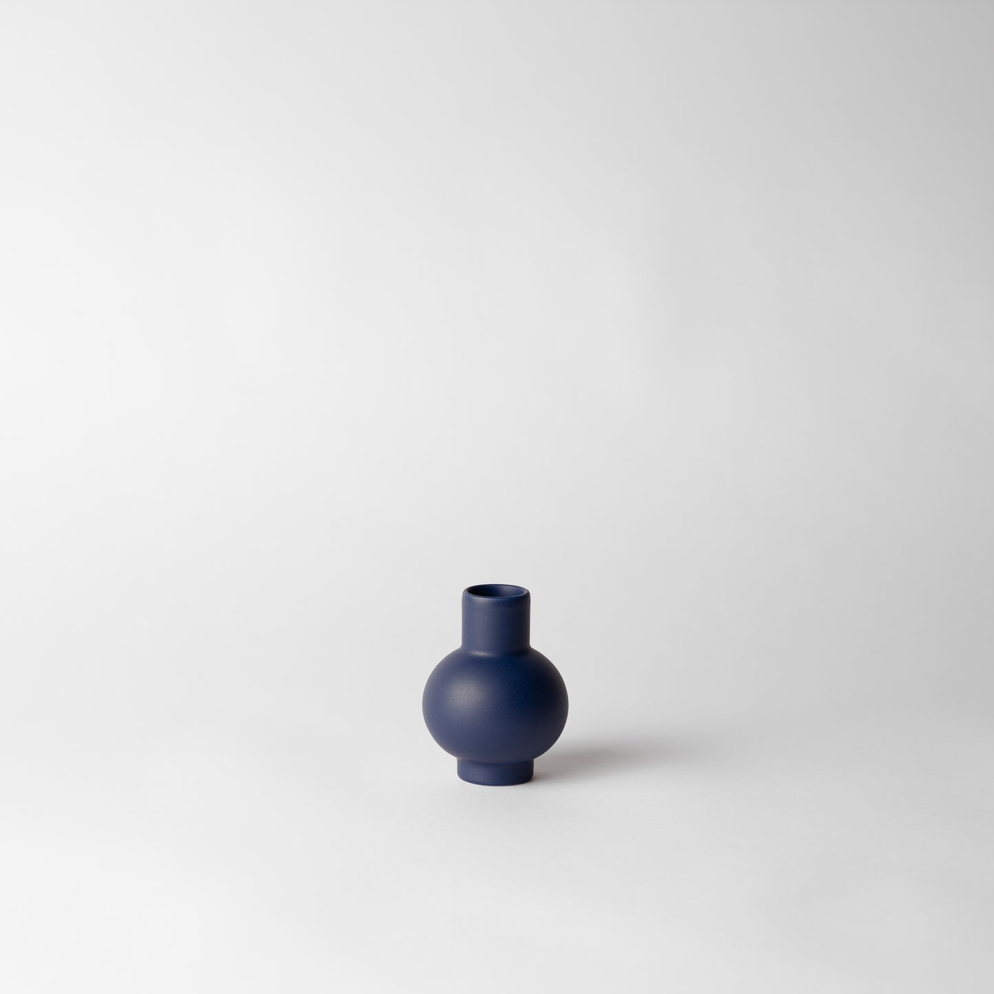 Strøm - Miniature Vase