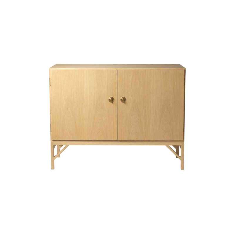 A232 oak sideboard